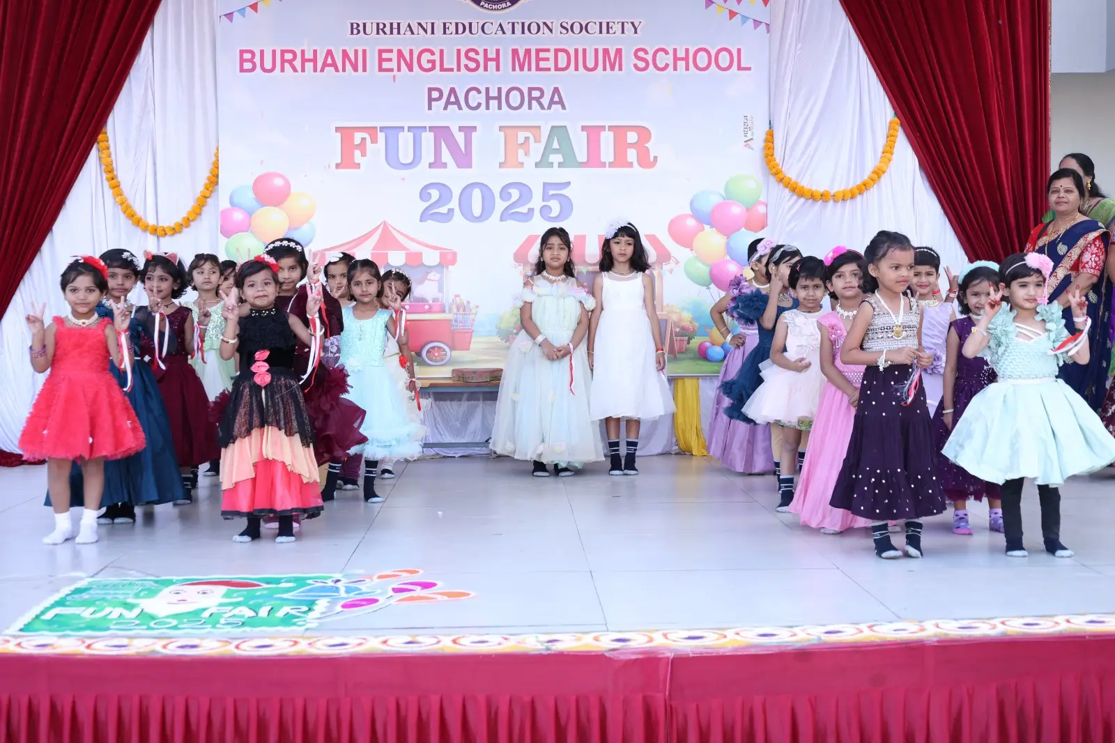 बुरहाणी इंग्लिश मीडियम स्कूल, पाचोरा येथे फन फेअर उत्साहात संपन्न..